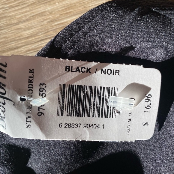 Sports bra - Picture 2 of 2